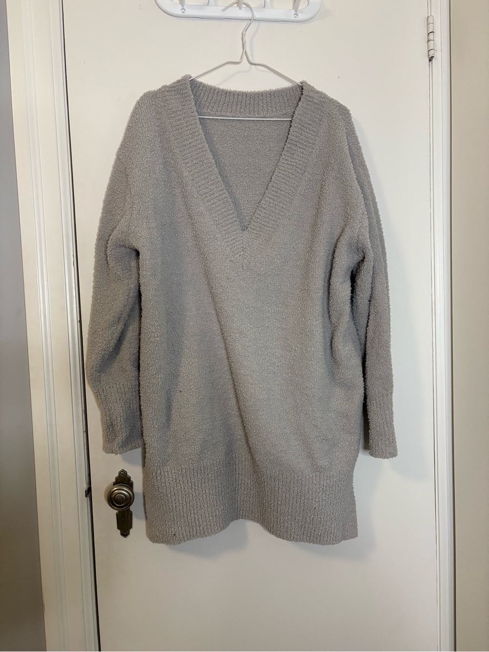 SHEIN Light Gray V-Neck Longline Sweater